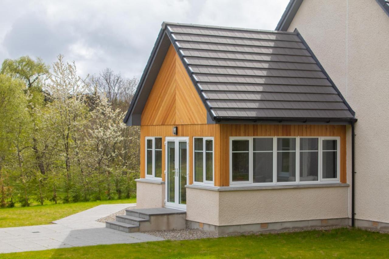Braeside - Family Home In ネシー・ブリッジ エクステリア 写真
