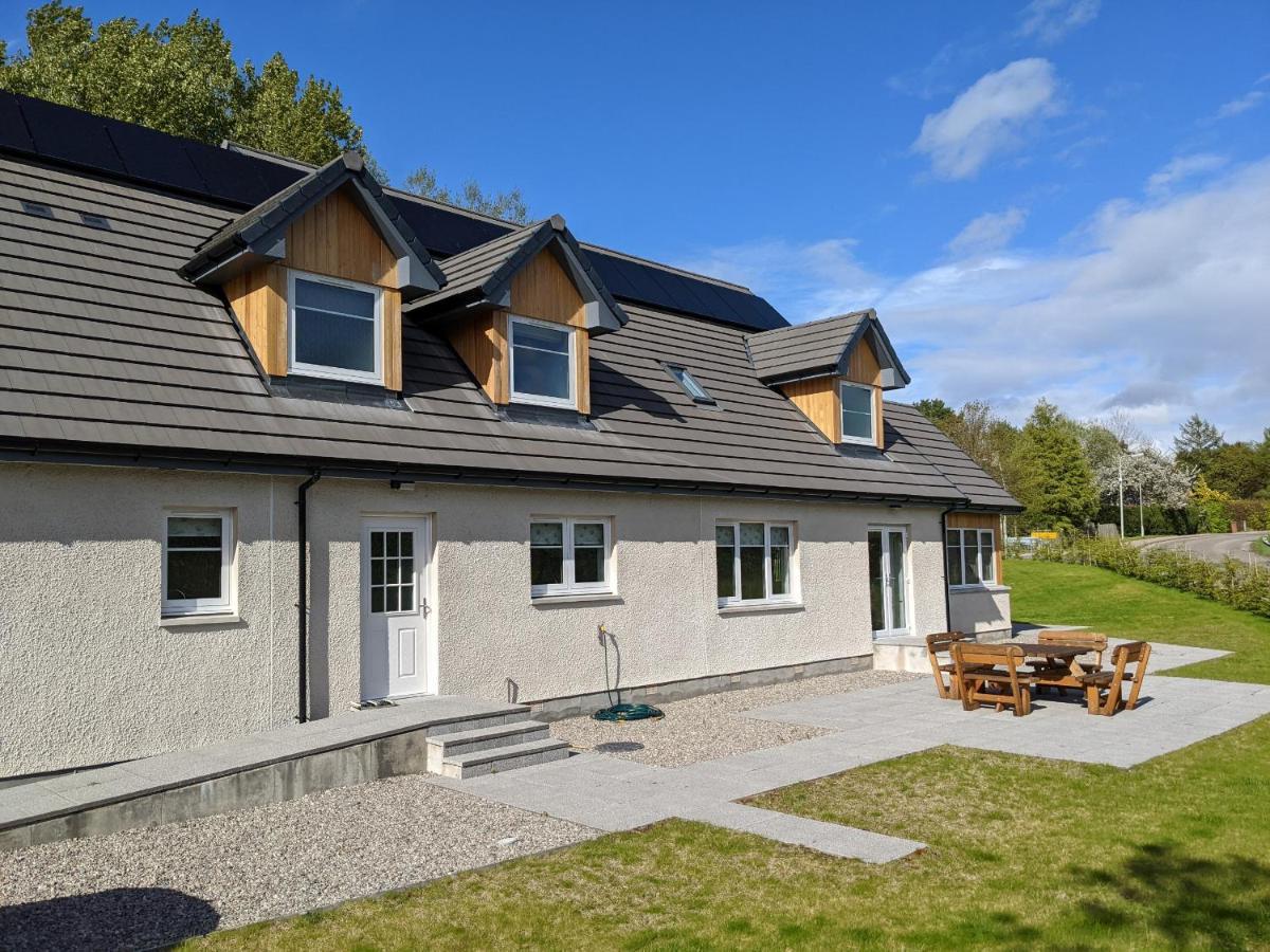 Braeside - Family Home In ネシー・ブリッジ エクステリア 写真
